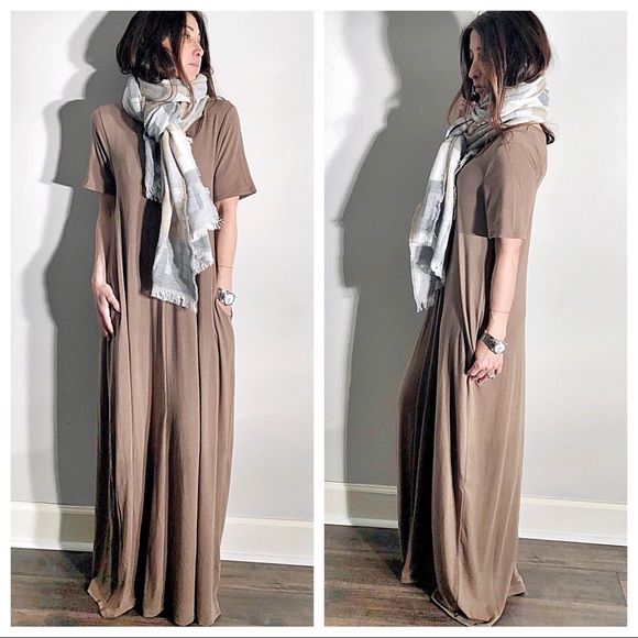 10 ✨FAVORITE ✨Mocha long side pocket maxi dress - Picture 6 of 8